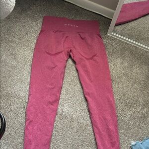 NVGTN women’s leggings